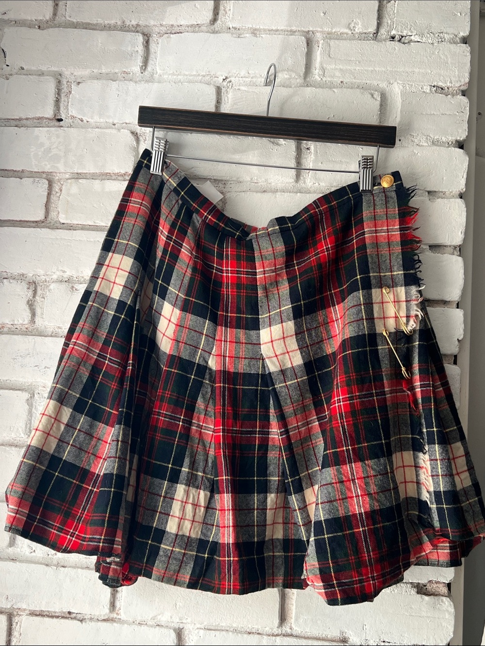 Mondi Red and Black Plaid Circle Skirt pleated fall skirt